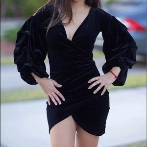 Sexy black little dress Bubble Sleeve